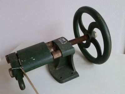 Veuillez patienter...