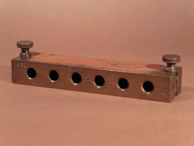 Veuillez patienter...