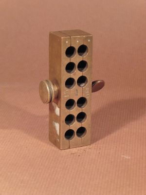 Veuillez patienter...
